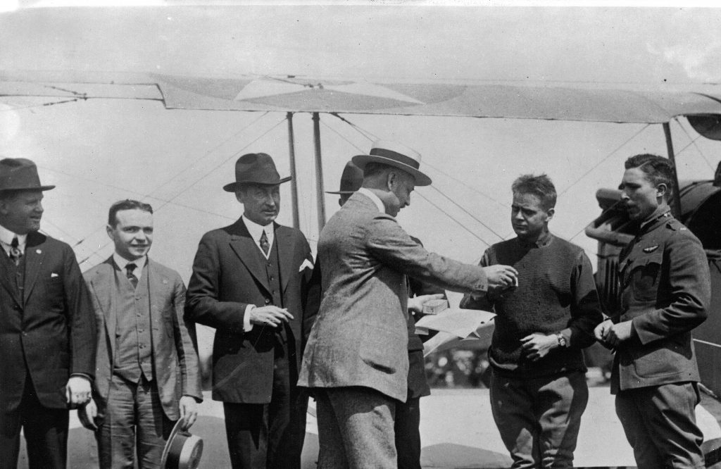 Picture 2 - Pilots receiving Hamilton watches - 15 May 1918
